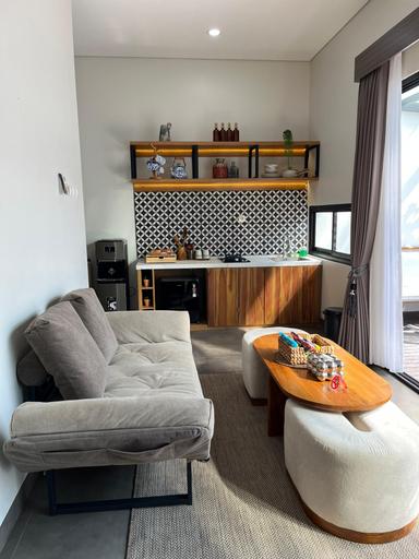 Foto Adyaraka Villa 1