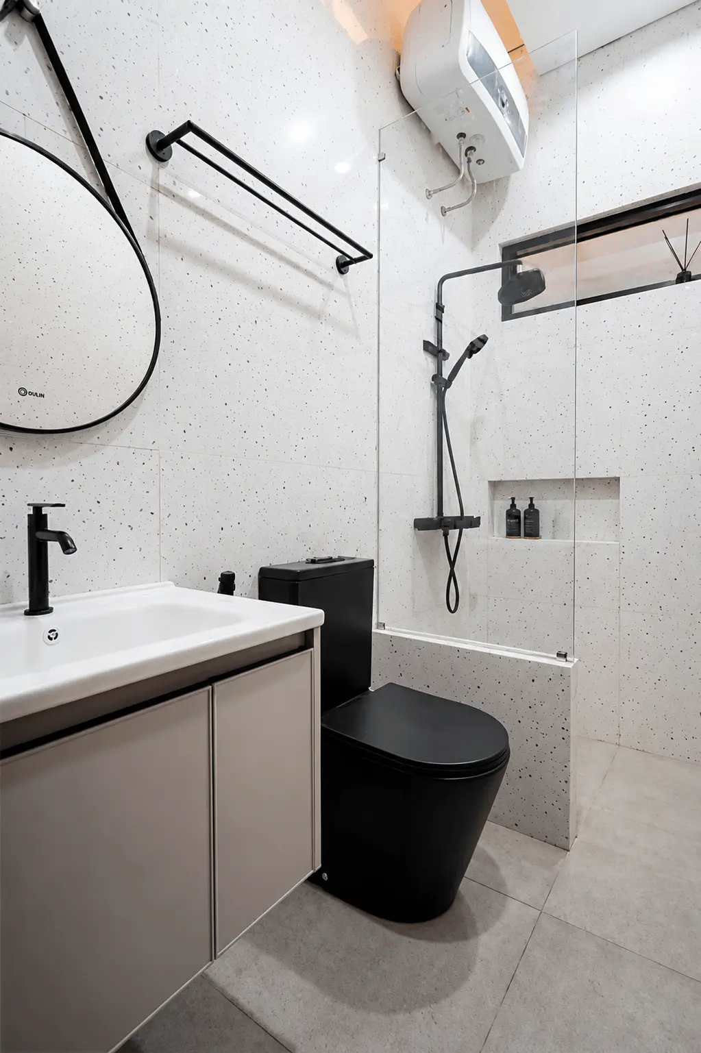 Kamar Mandi Utama